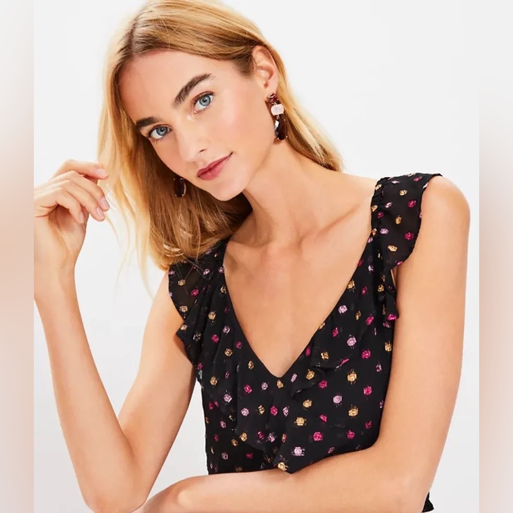 Shimmer Clip Ruffle Crossover Shell - Picture 2 of 3